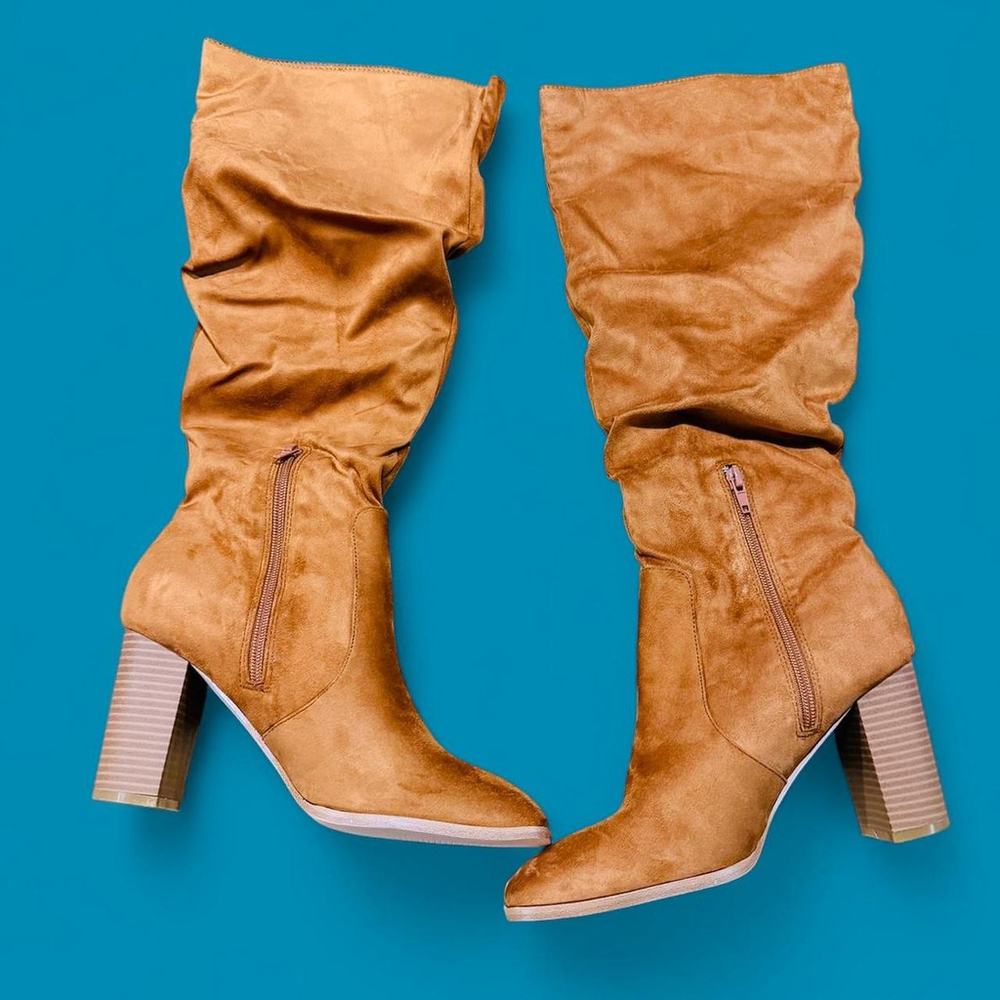 Preppy Boho Western Retro 70s Tan Faux Suede Knee-High Slouch Boots 9.5